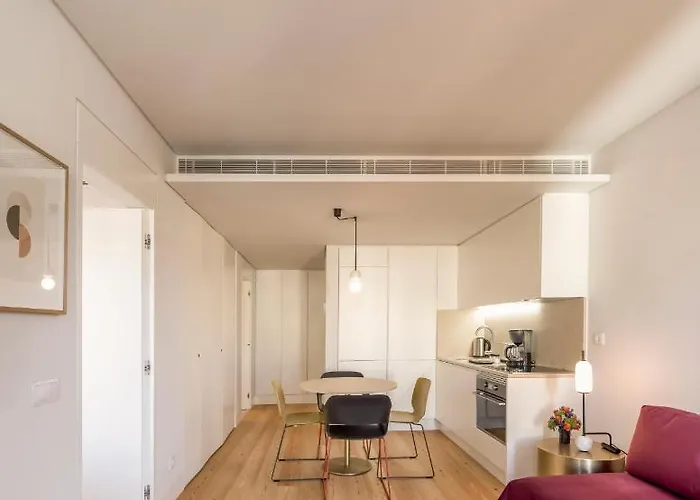 Serviced - Mouraria Appartamento *